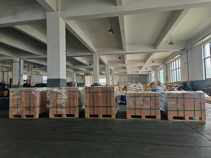 罩壳平面推力球轴承发货现场